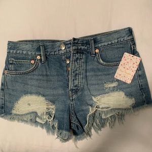 Free people denim shorts size 25!